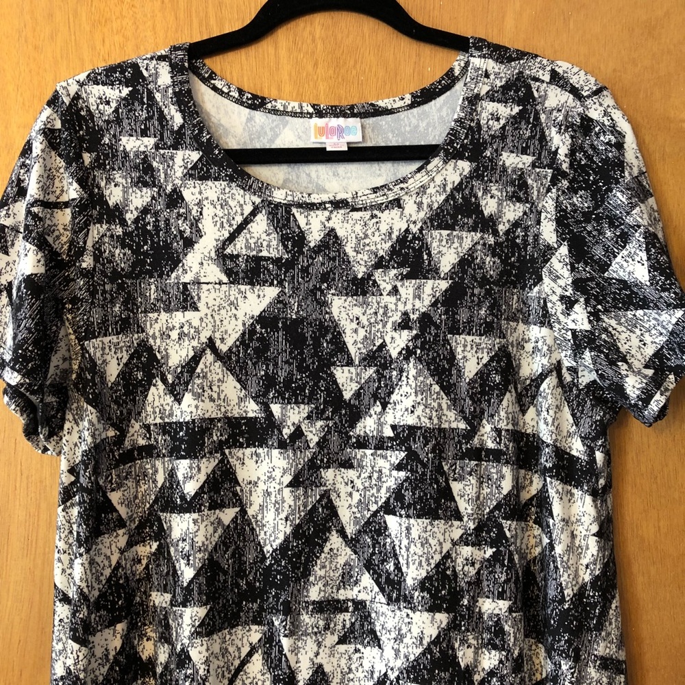 EUC M Carly Dress from LuLaRoe